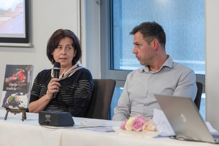 Borza lokalnih živil (6)